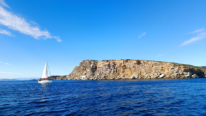 Sailing printre insule grecești în Extrasezon